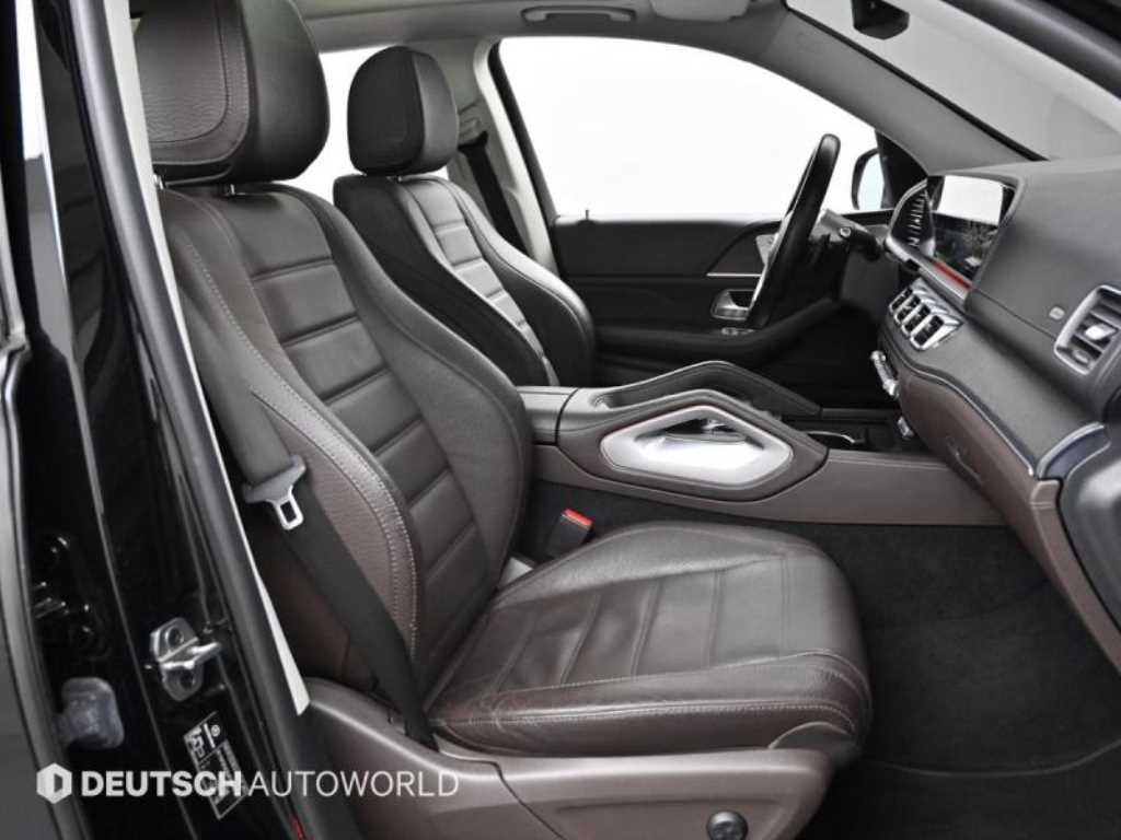 Mercedes Benz GLE Class - Vista 10