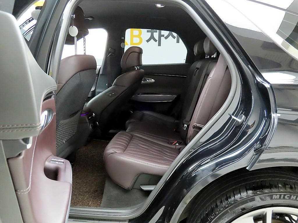 Genesis GV70 2021 Negro - Importación desde Corea - HF Imports Iquique - Foto 13