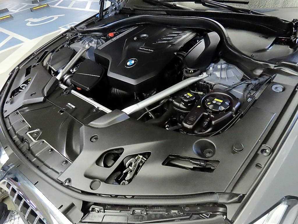 BMW 5 Series 2022 Gris - Importación desde Corea - HF Imports Iquique - Foto 19