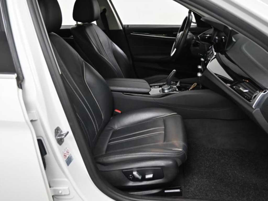 BMW 5 Series - Vista 10