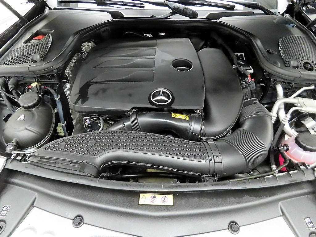 Mercedes Benz E class 2022 Negro - Importación desde Corea - HF Imports Iquique - Foto 20