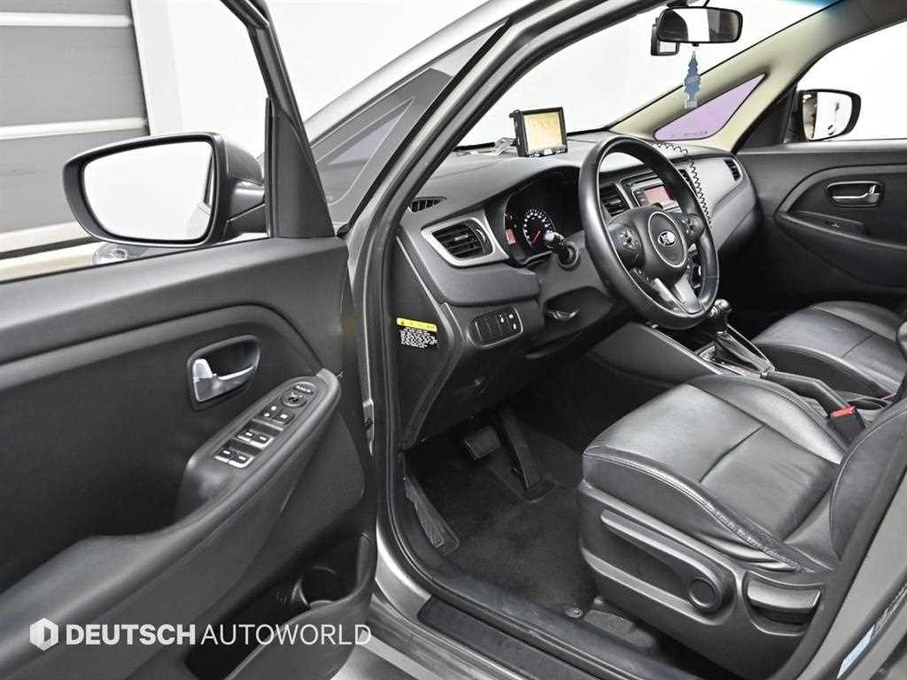 KIA Carens 2014 Gris - Importación desde Corea - HF Imports Iquique - Foto 18