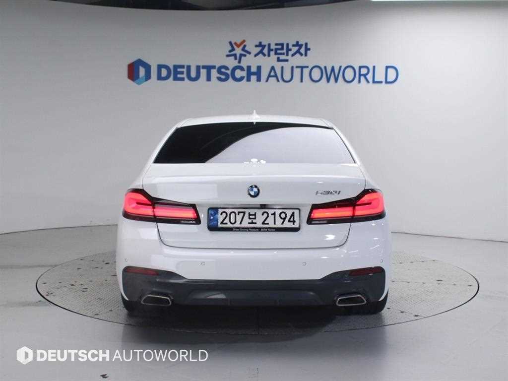 BMW 5 Series - Vista 4