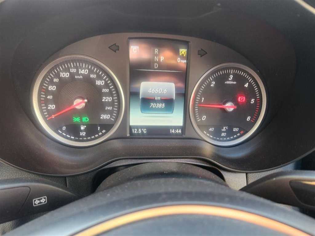 Mercedes Benz GLC Class - Vista 12