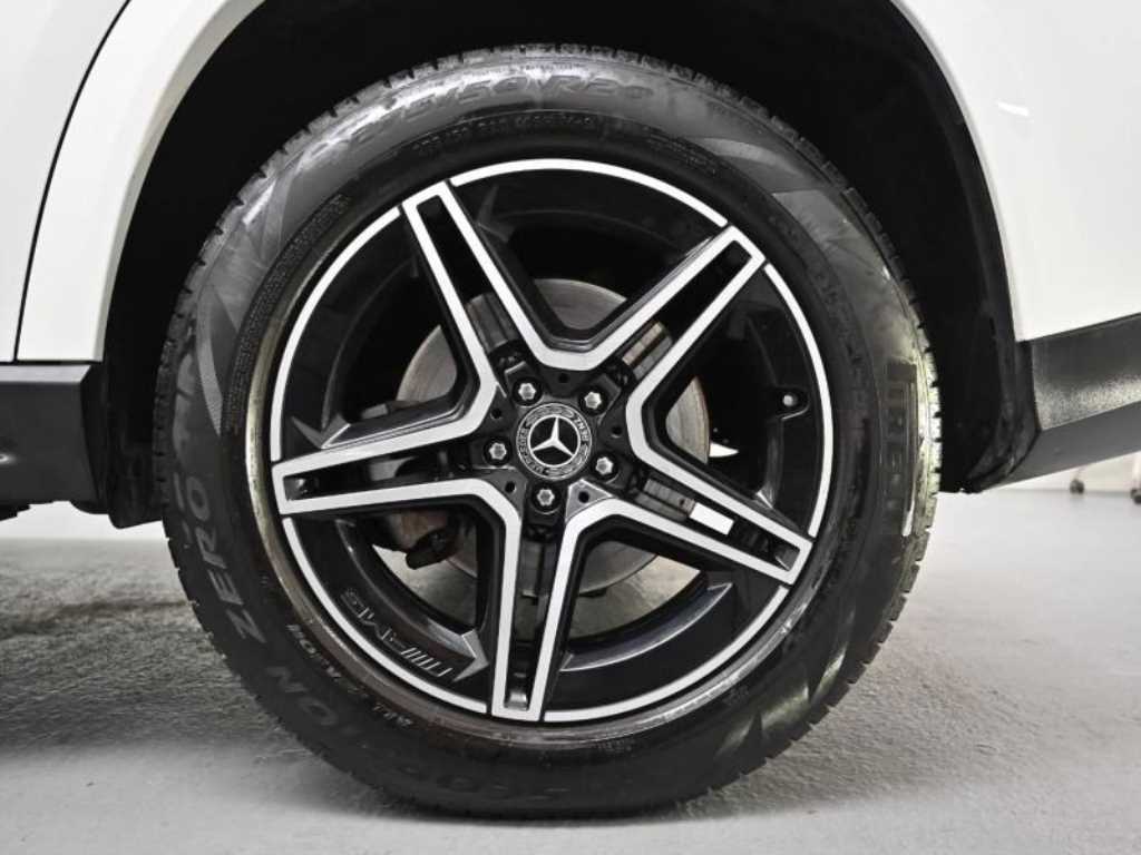 Mercedes Benz GLE Class - Vista 5