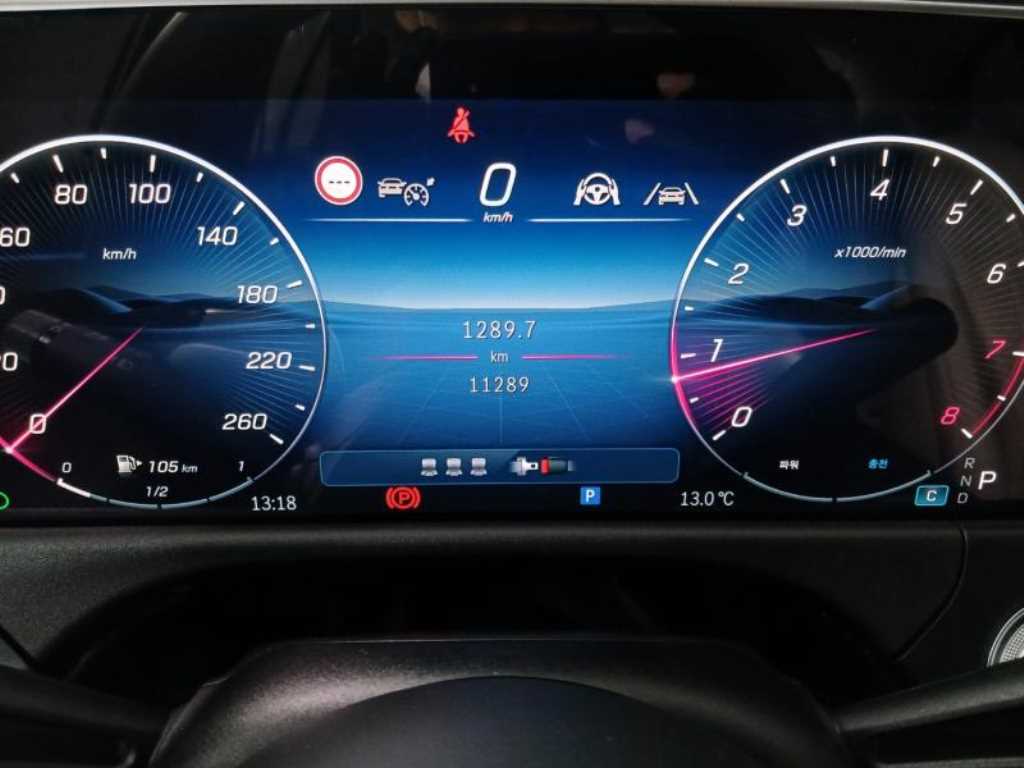 Mercedes Benz E class - Vista 10