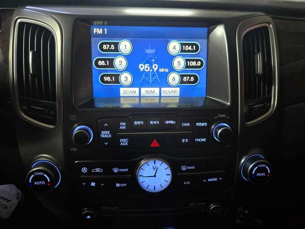 HYUNDAI Equus 2012 Negro - Importación desde Corea - HF Imports Iquique - Foto 16