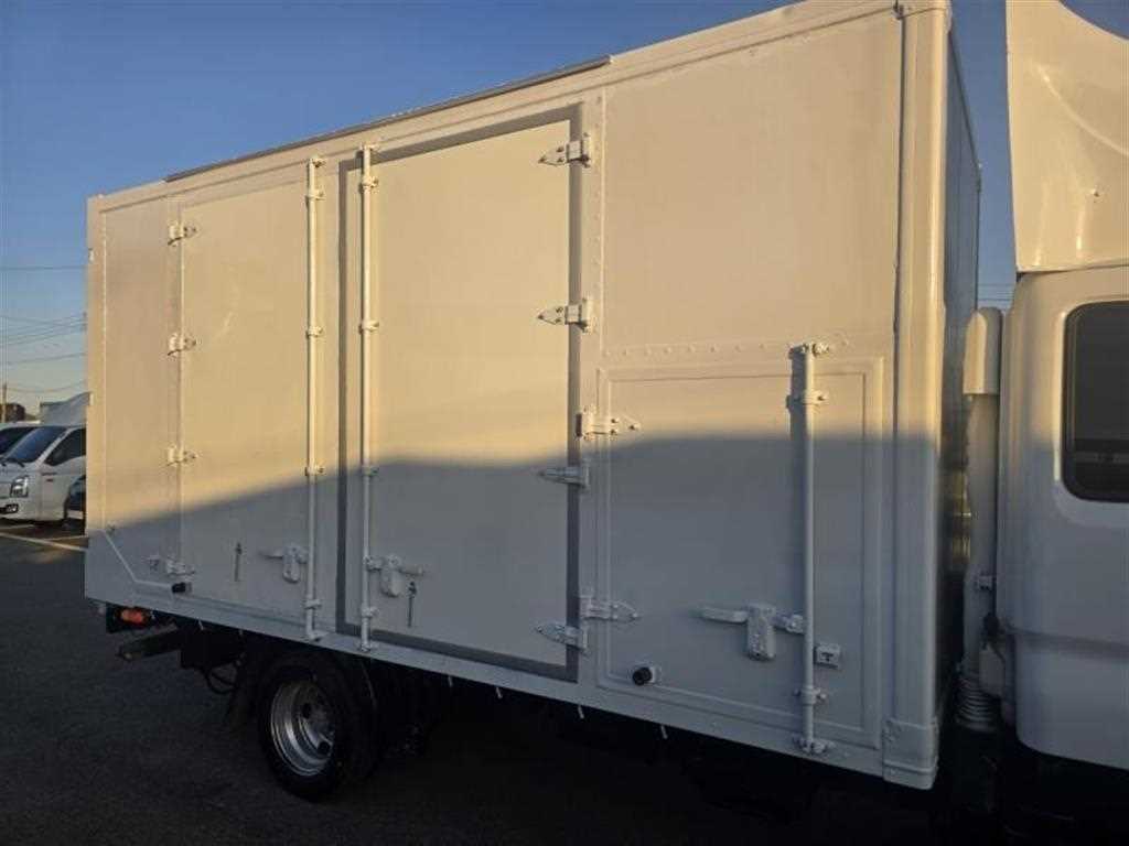 medium and large cargo truck 2011 Blanco - Importación desde Corea - HF Imports Iquique - Foto 14