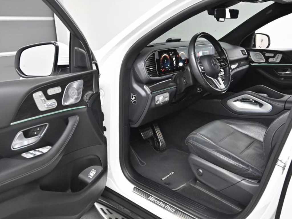 Mercedes Benz GLE Class - Vista 11