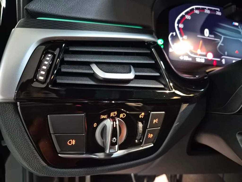 BMW 5 Series - Vista 12