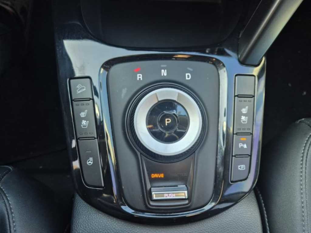 KIA Seltos - Vista 10