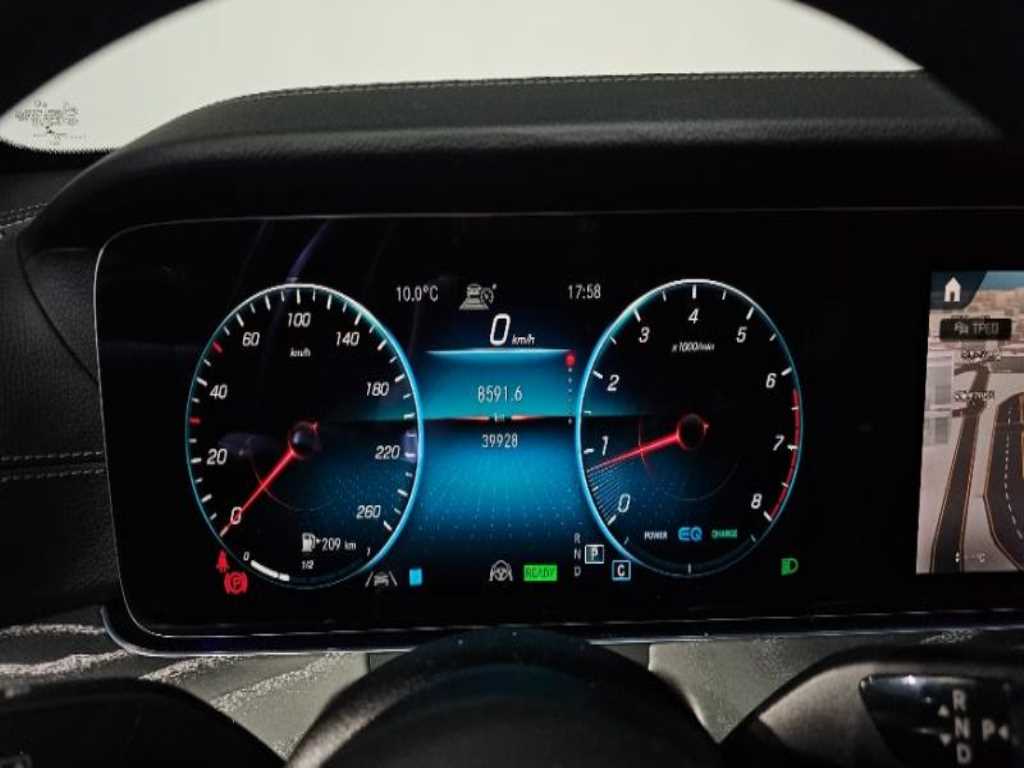 Mercedes Benz E class - Vista 8