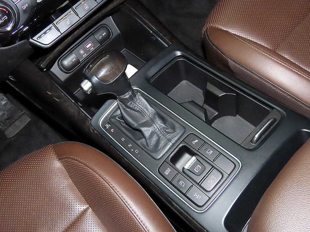 KIA Sorento - Vista 12