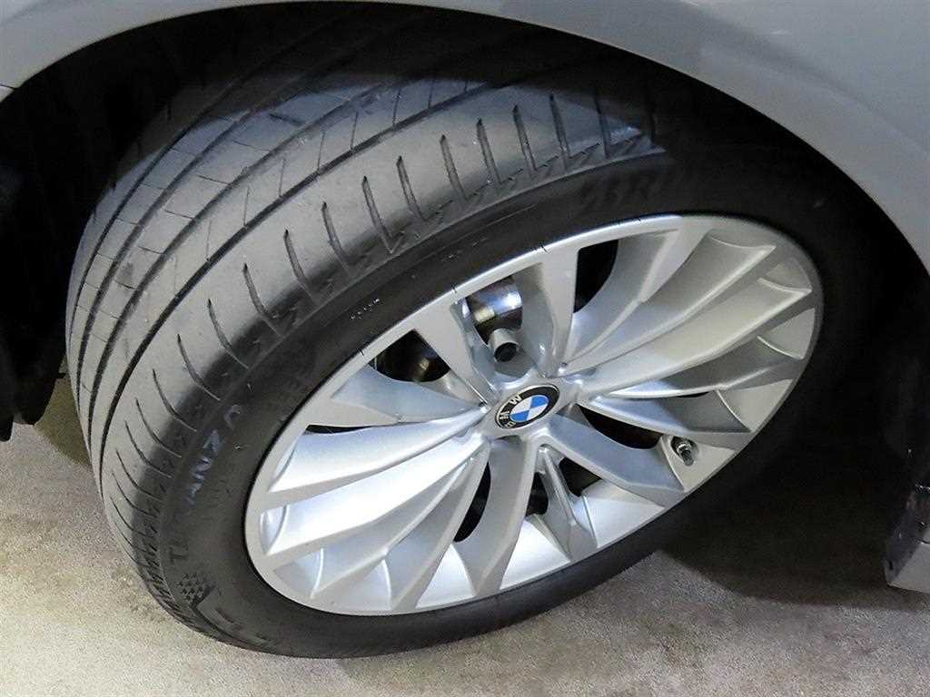 BMW 5 Series 2022 Gris - Importación desde Corea - HF Imports Iquique - Foto 20