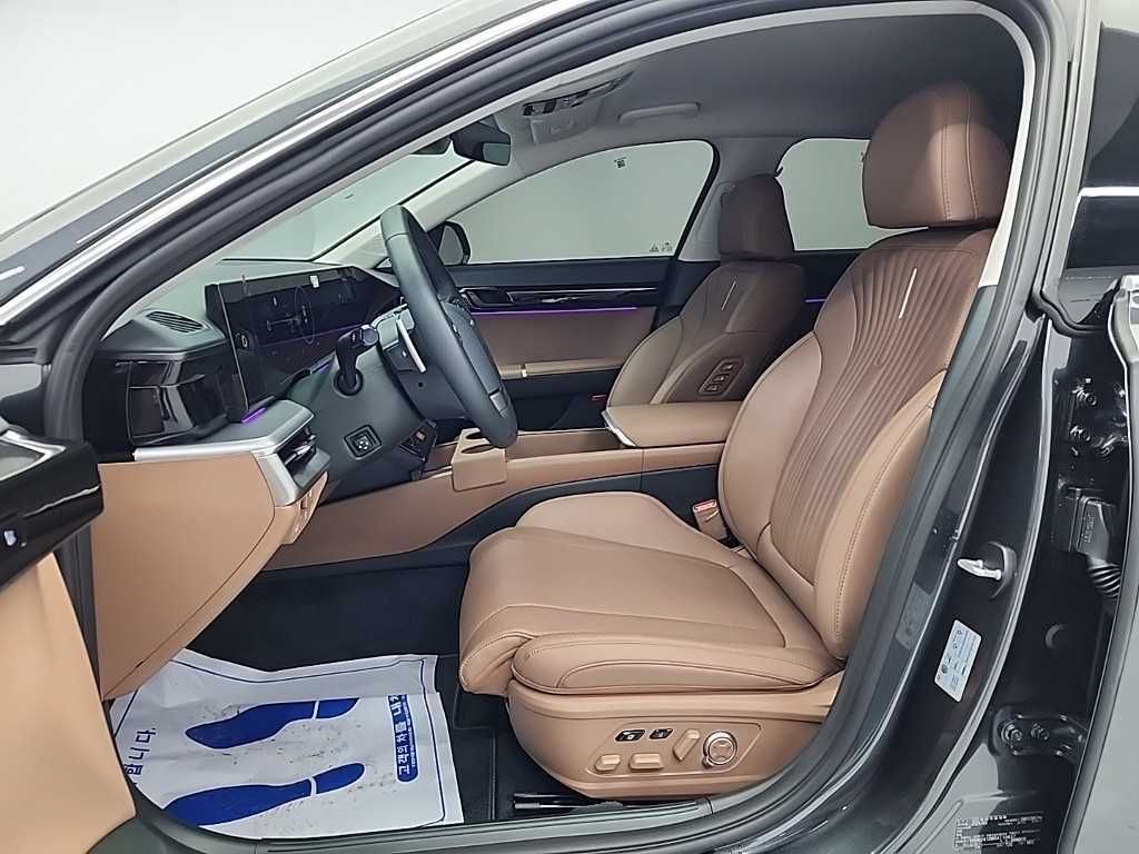 HYUNDAI Grandeur - Vista 11