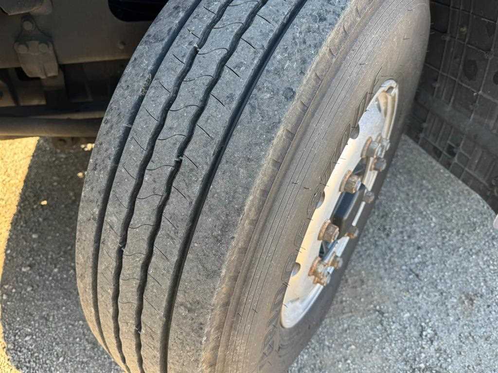 medium and large cargo truck 2023 Gris - Importación desde Corea - HF Imports Iquique - Foto 17