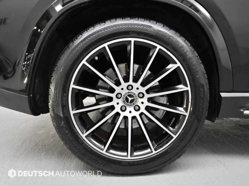 Mercedes Benz GLE Class - Vista 5