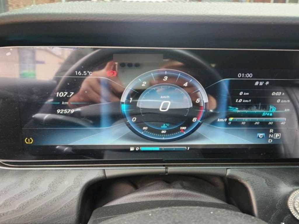 Mercedes Benz E class - Vista 9