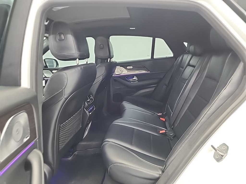 Mercedes Benz GLE Class - Vista 12