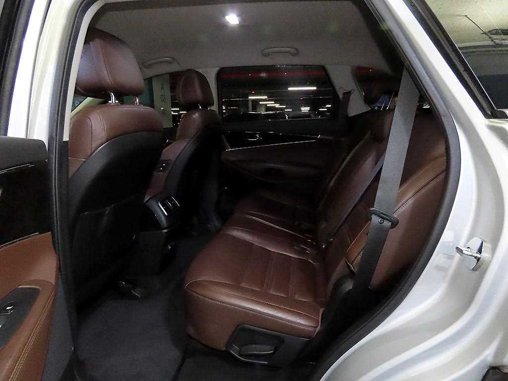 KIA Sorento - Vista 7