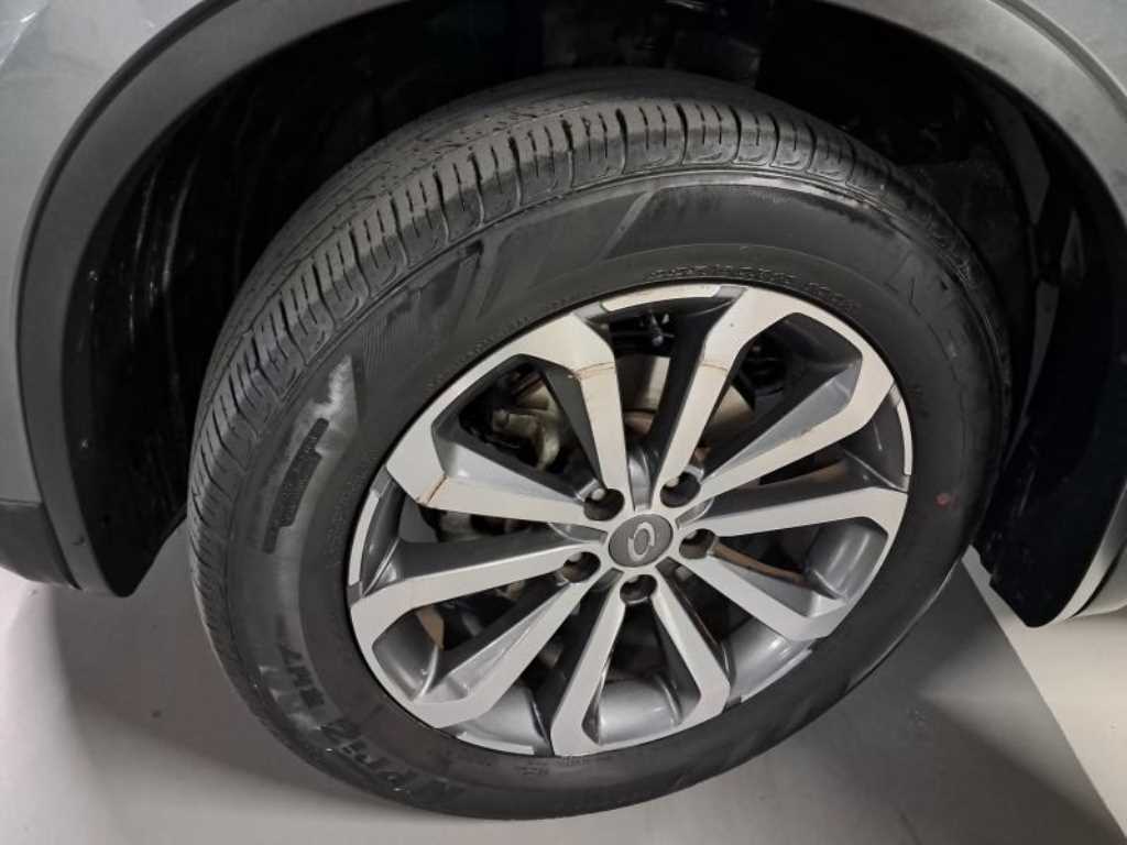 SAMSUNG QM6 - Vista 6