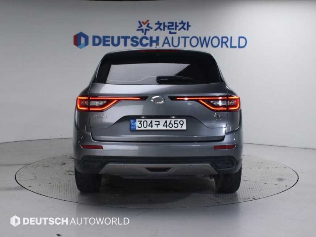 SAMSUNG QM6 - Vista 4