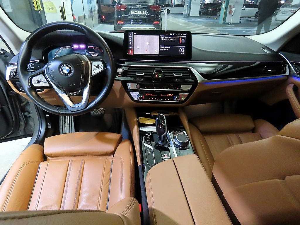 BMW 5 Series - Vista 10