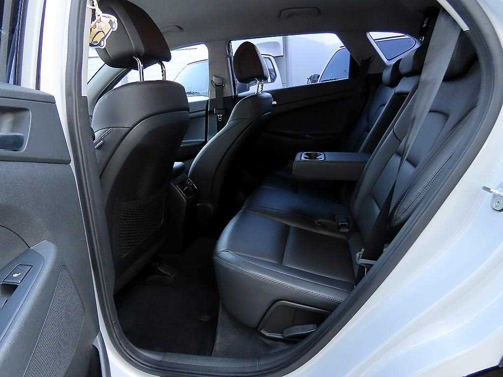 HYUNDAI Tucson - Vista 6