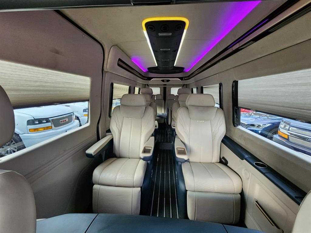 Mercedes Benz Sprinter 2022 Negro - Importación desde Corea - HF Imports Iquique - Foto 15