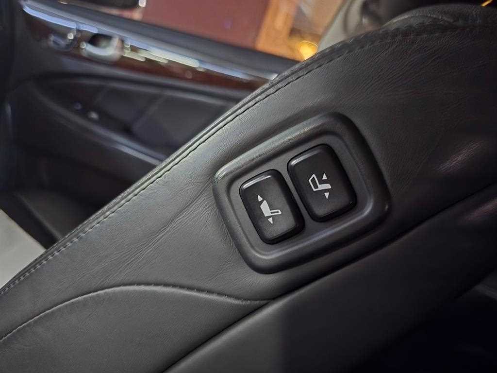 HYUNDAI Equus 2012 Negro - Importación desde Corea - HF Imports Iquique - Foto 13