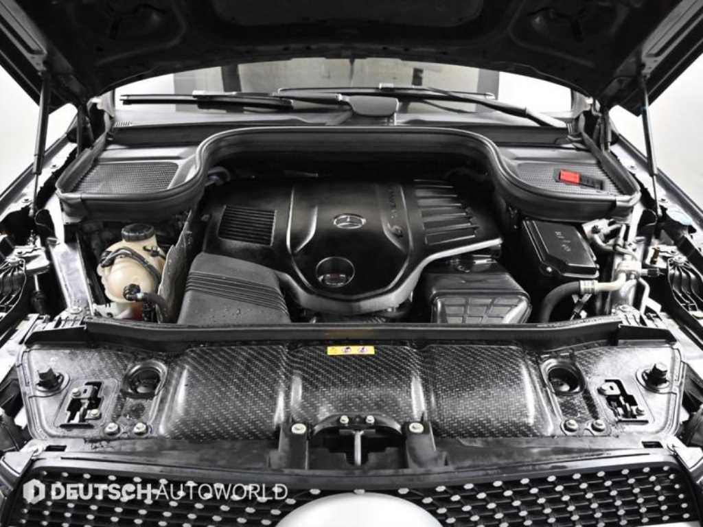 Mercedes Benz GLE Class - Vista 6