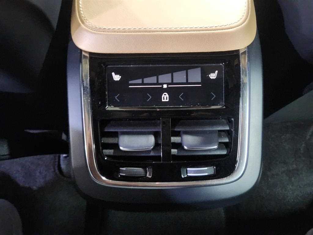 Volvo XC90 - Vista 9