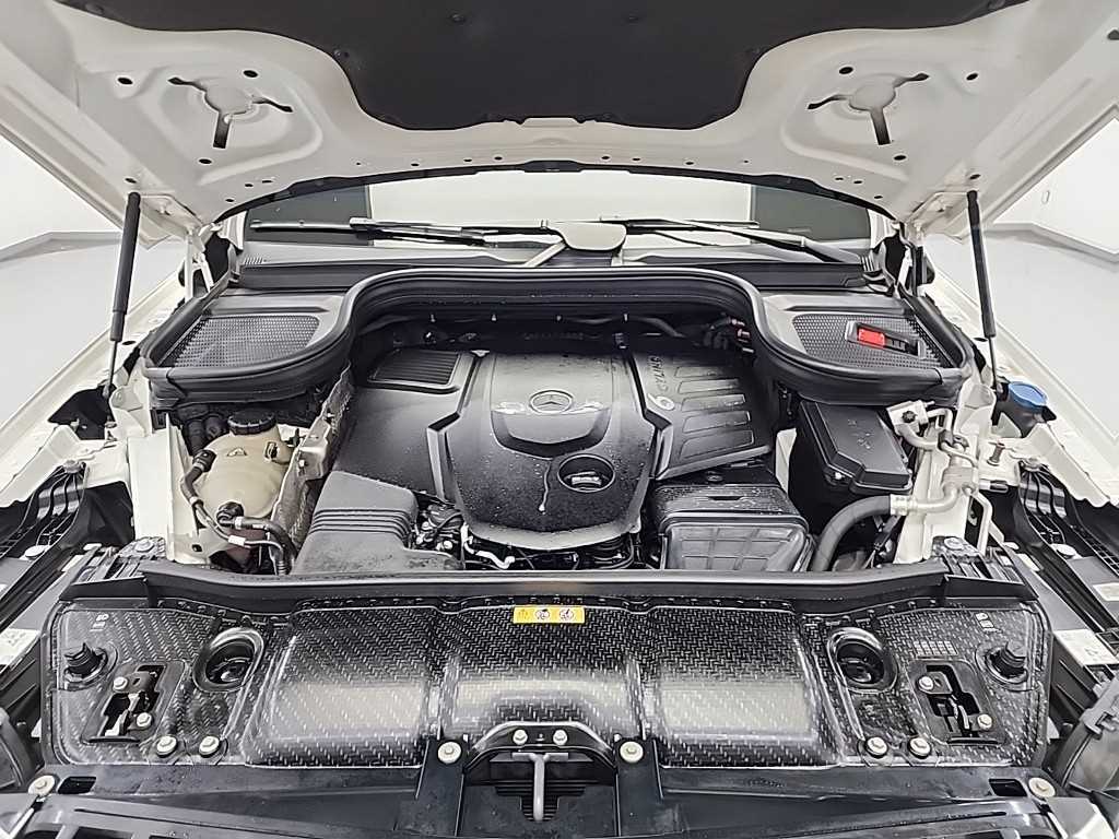 Mercedes Benz GLE Class - Vista 5