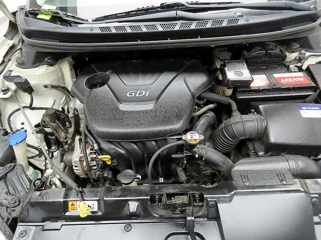 HYUNDAI Avante 2013 - Importación desde Corea - HF Imports Iquique - Foto 17