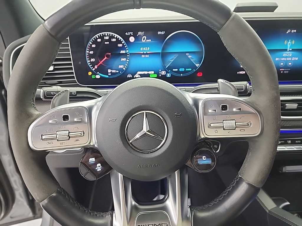 Mercedes Benz GLE Class - Vista 9