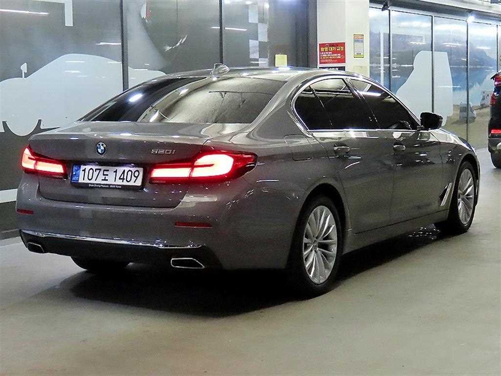 BMW 5 Series - Vista 4