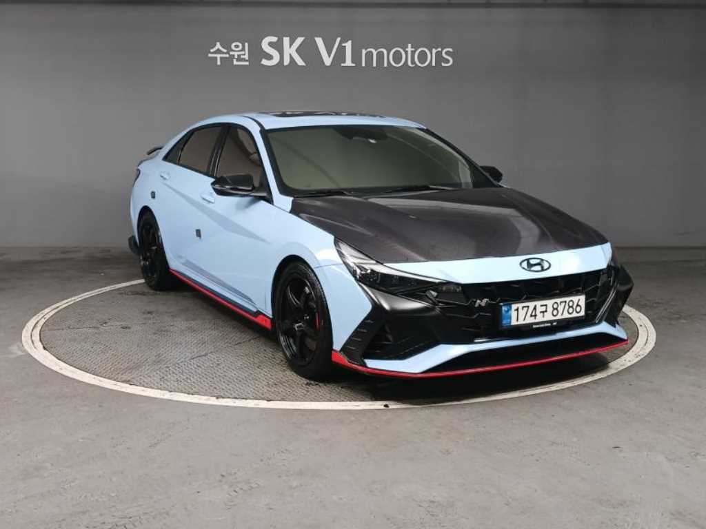 HYUNDAI Avante - Vista 5