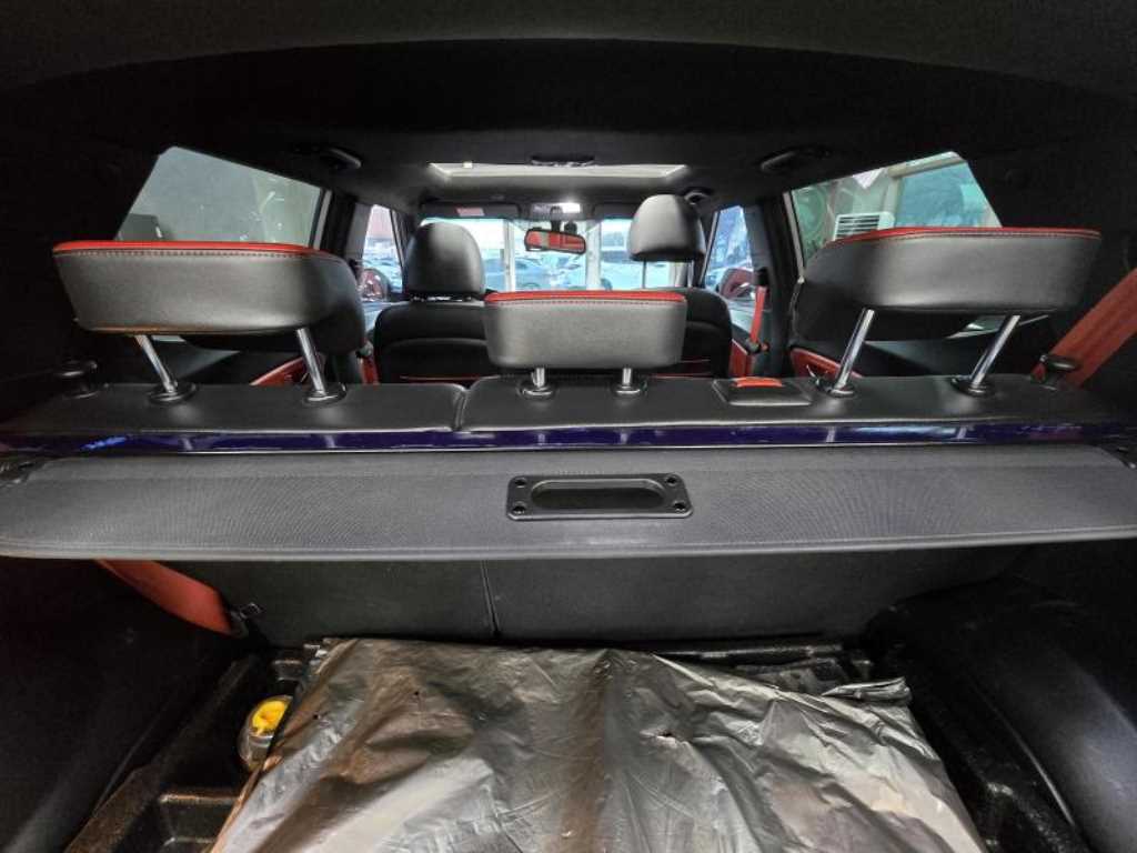 Ssangyong Tivoli - Vista 10