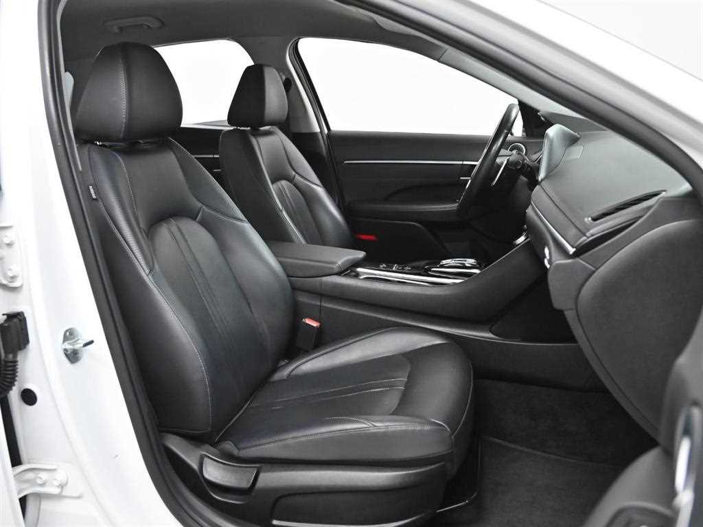 HYUNDAI Sonata - Vista 10