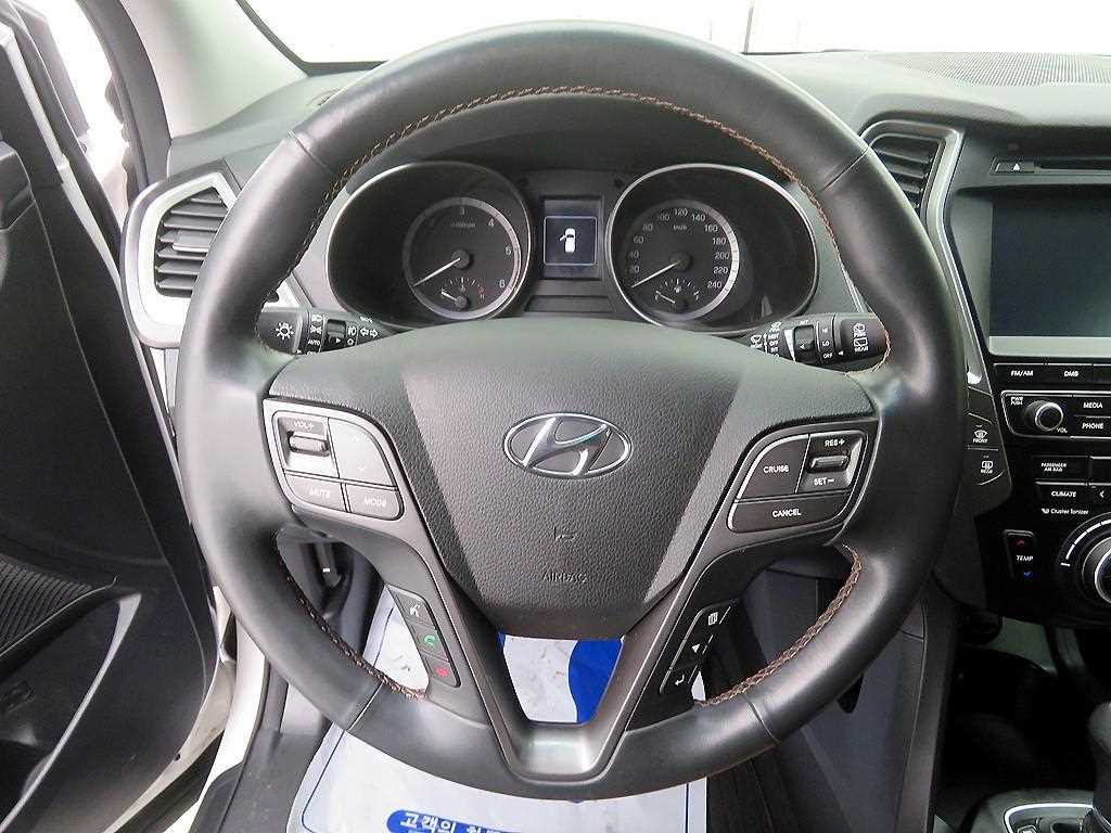 HYUNDAI Santa Fe - Vista 11