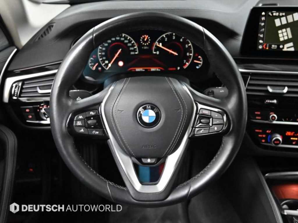 BMW 5 Series 2019 Azul - Importación desde Corea - HF Imports Iquique - Foto 13