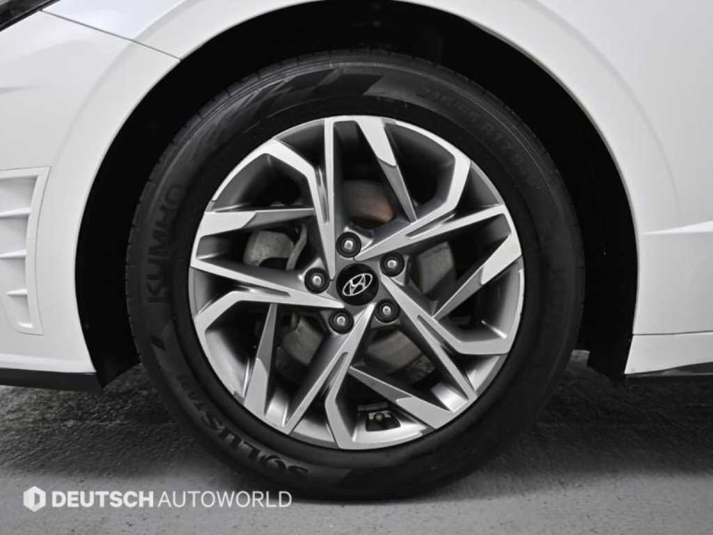 HYUNDAI Sonata - Vista 5