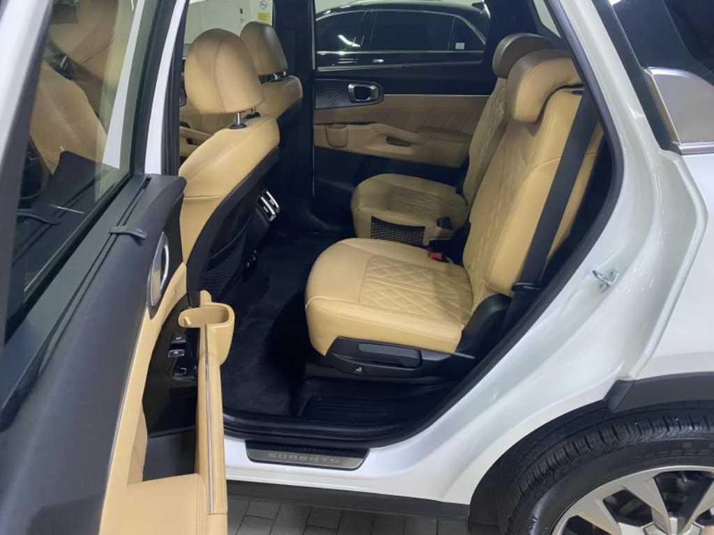 KIA Sorento - Vista 7