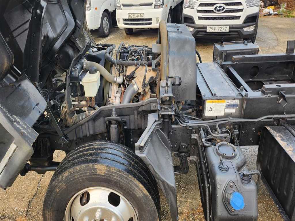 medium and large cargo dump - Vista 12