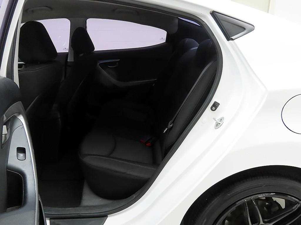 HYUNDAI Avante 2013 - Importación desde Corea - HF Imports Iquique - Foto 14