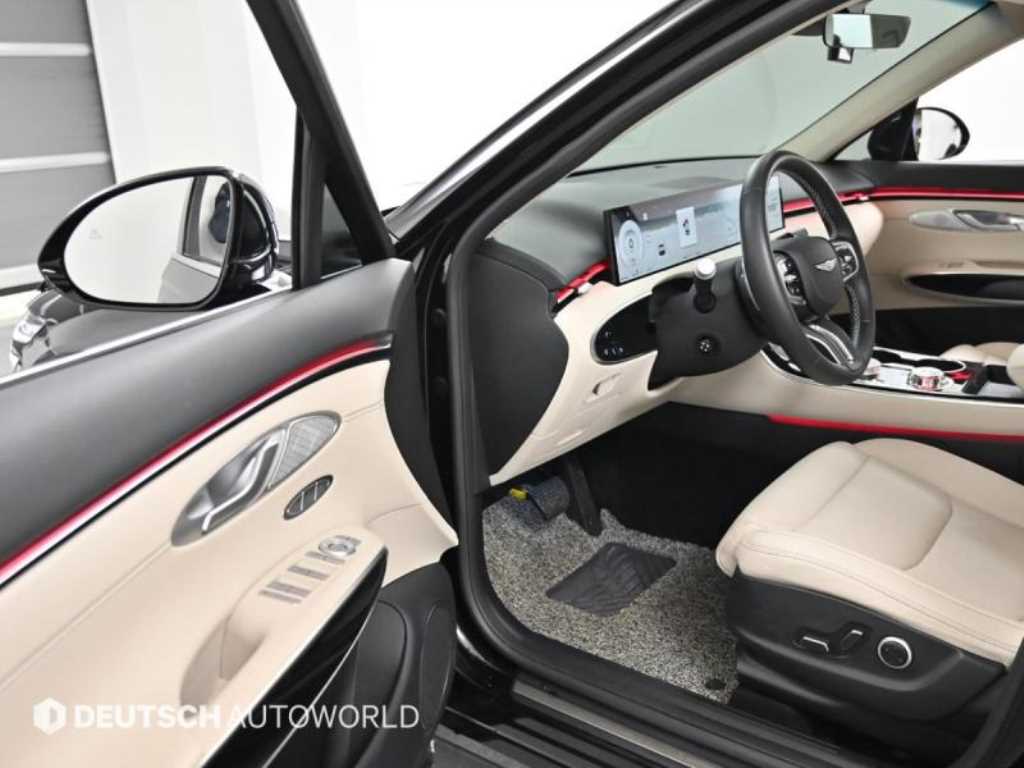 Genesis GV70 - Vista 11