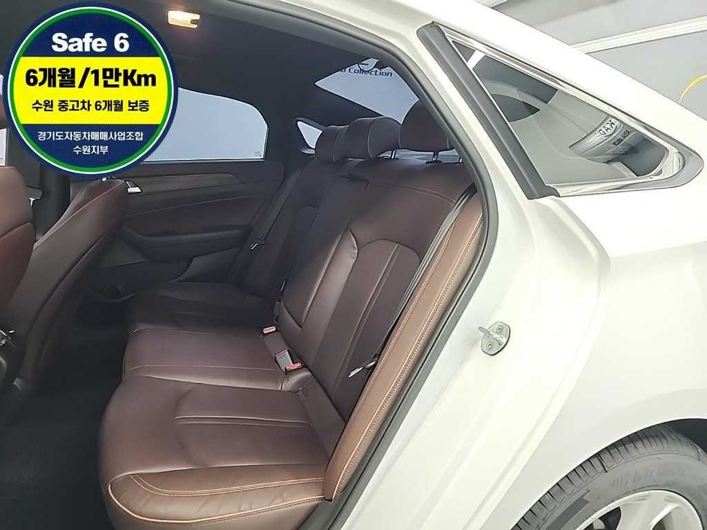 HYUNDAI Sonata - Vista 12