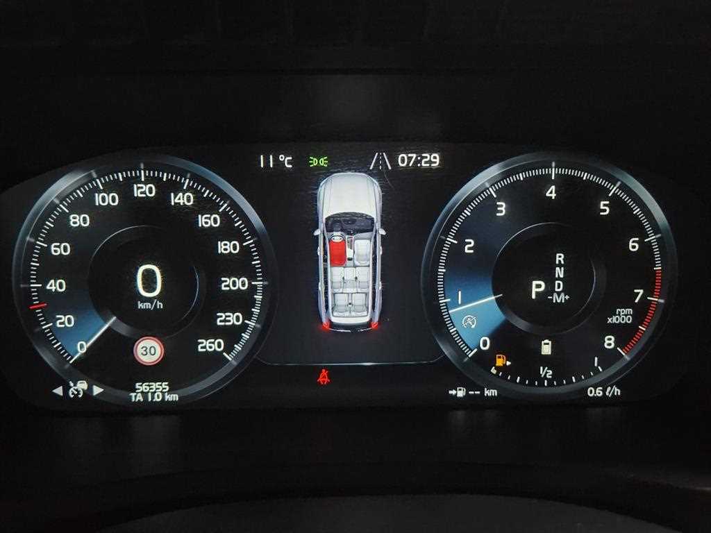 Volvo XC90 - Vista 12