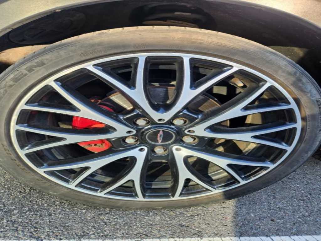 Mini Countryman - Vista 3