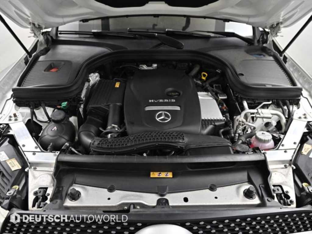 Mercedes Benz GLC Class - Vista 6